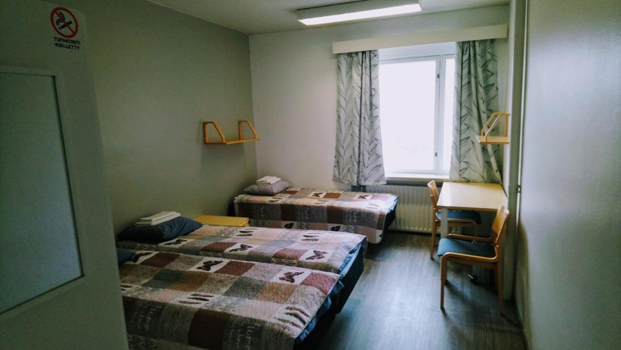 Vanha Koulu Hostal *